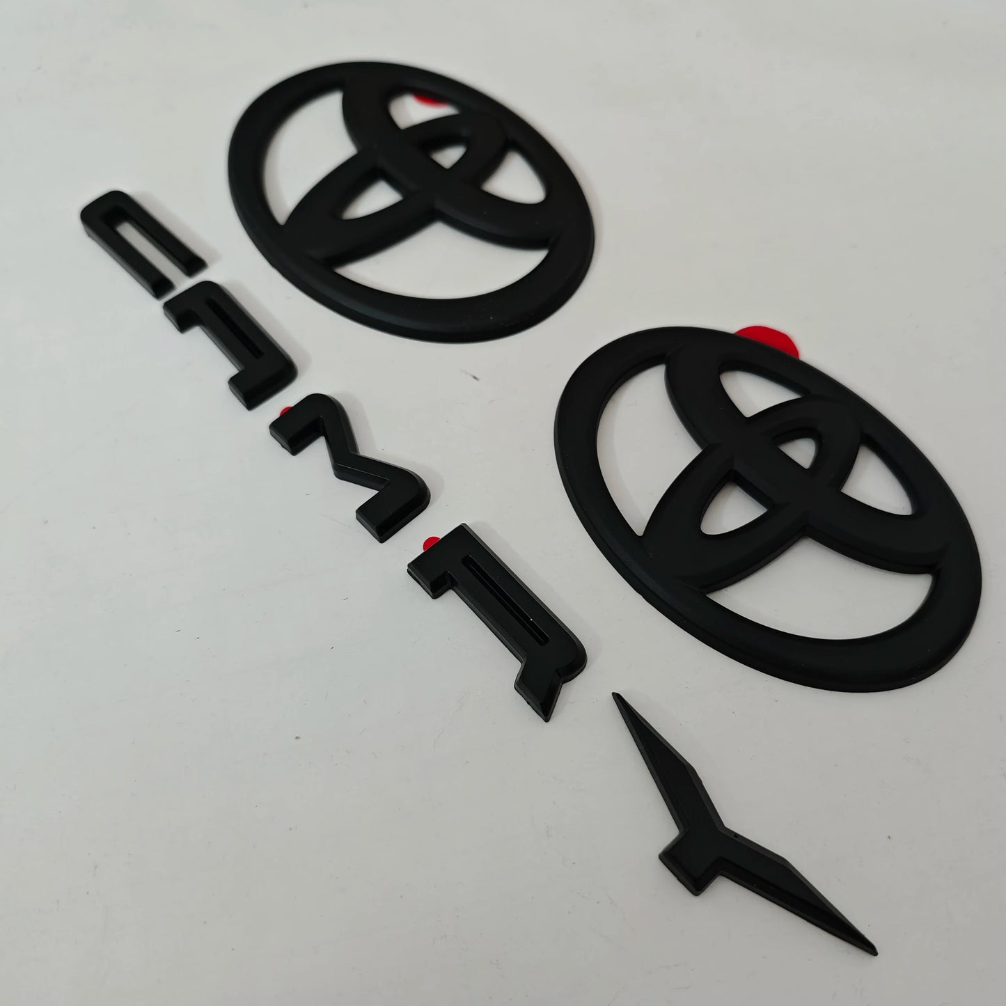 Suitable for 2024 2025 9th Generation Toyota Camry Hood Badge Trunk Badge OVERLAY Modification Gloss Black Matte Black
