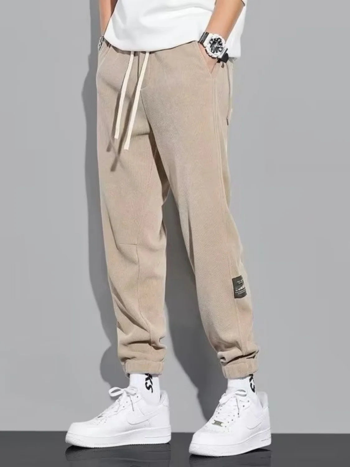 Trendy Retro Corduroy Joggers Men's Autumn Winter 2025 New Fleece Lined Loose Sports Casual Pants Comfortable Long Trousers