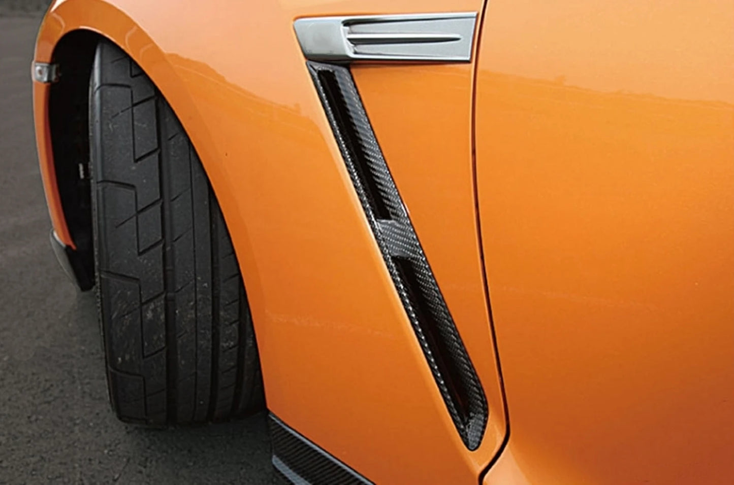For Nissan GTR GT-R R35 2009-16 Real Carbon Fiber Front Fender Side Air Vent Trim Duct Outlet Spoiler Strip Splitter Canard Lip