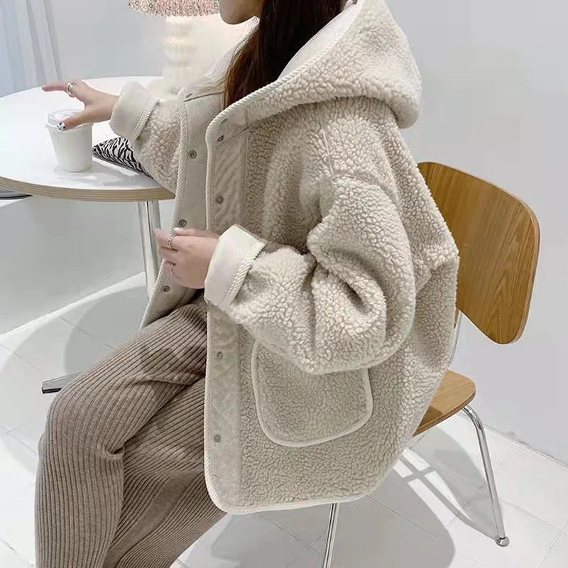 Women's Loose Fit Button up Lamb Fur Hooded Jacket Autumn Winter Fashion Slimming Versatile Top Small Size Korean Style