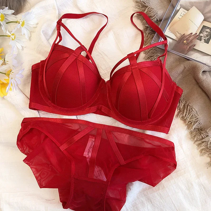 2 Pieces Fashion Lace Underwear Set Women Sexy Hollow Bandage Push Up Bra Set Europe High Quality Lingerie Plus Size CD Cup Bras
