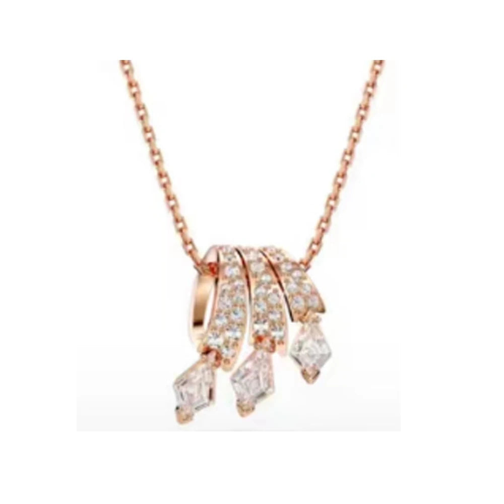 New Swa Concealed Pink Heart shaped Romantic Pendant Kirin Fashion High end Moon Versatile Accessory Necklace