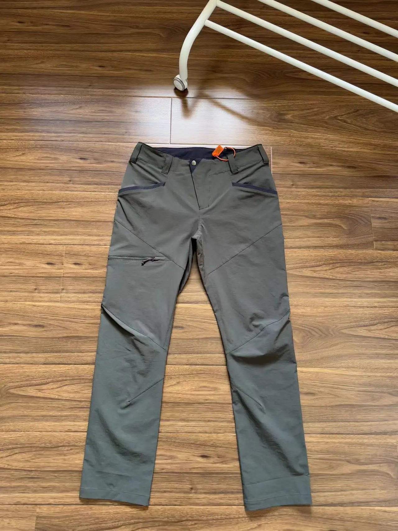 Men's Outdoor Hiking Lightweight Breathable Windproof Waterproof Soft  Cargo Pants Straight Leg Casual Trousers