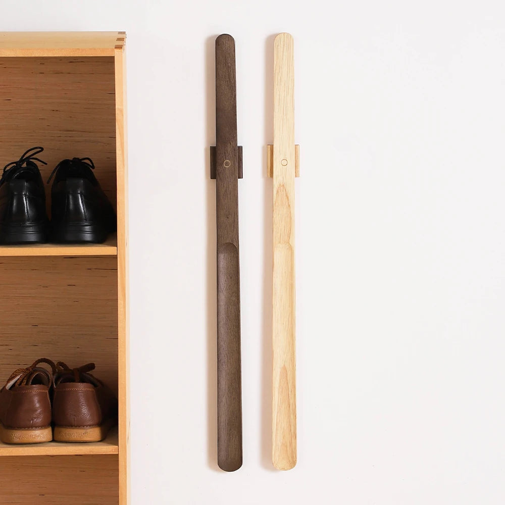 70cm Premium Rubber Wood Magnetic Shoe Horn - Long Handle No-Bend Shoe Helper for Elderly, Pregnant Women & Adults