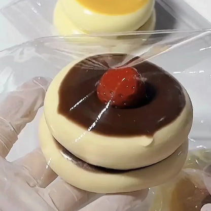 Simulation Soufflé Fiddy Squeeze Toy Decompression Pressure Relief Fingertip Toy Blueberry Strawberry Slow Rebound Toy