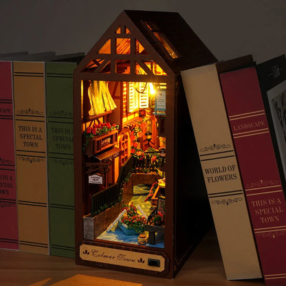 DIY Book Nook Kit Shelf Inser Dollhouse Model Building Kit Wooden Bookshelf Room Dollhouse Bookend Toy For Adults Birthday Gifts