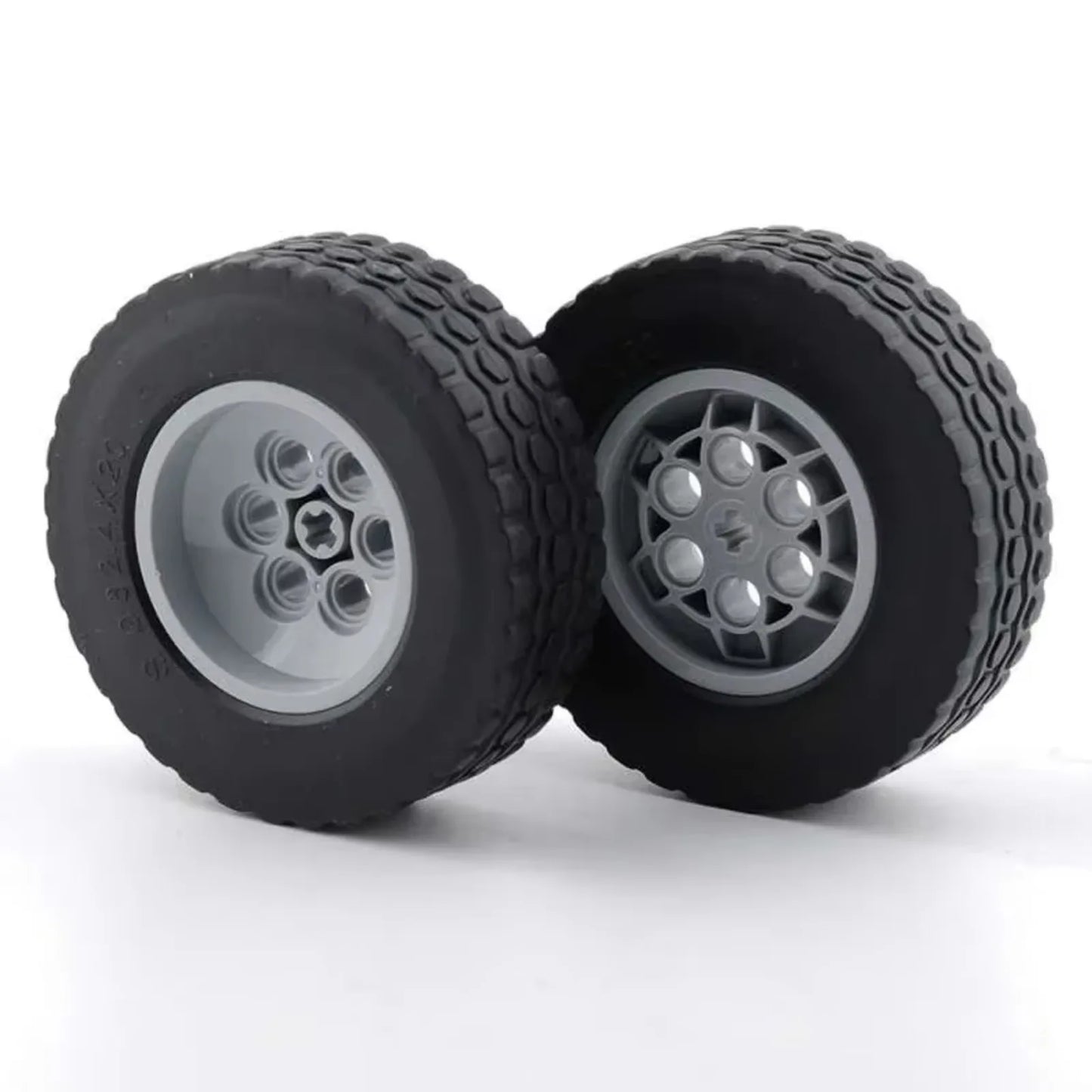 4WD Technical Car Chassis Bricks Kit with IR Remote Control/M Servo Motor/AA Battery Box for Legoeds MOC Bricks Toys