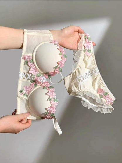 Sweet Innocent Japanese Style Lingerie Set Cute Soft Wireless Bra Gathered Push Up Thin Fabric Summer Lightweight Underwear S-XL