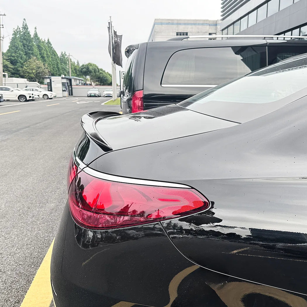 Car Rear Trunk Wing For Mercedes-Benz E Class W214 E260 E300 E53 E63 2024+ For AMG Splitter Spoiler Tail Wing Body Kit Trim