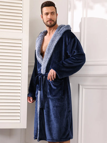 Men‘s Hooded Plush Robe with Pockets, Thick Flannel Bathrobe, Warm Sherpa Lined Collar for Winter Sleepwear & Loungewear