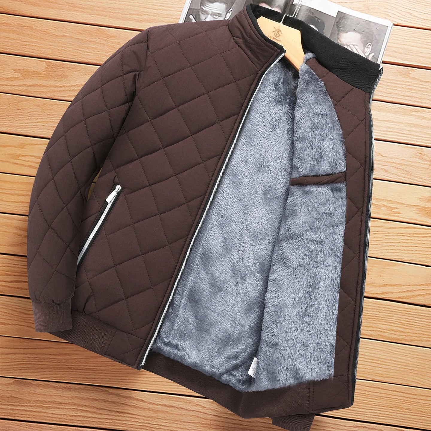 Men's Winter Thickened Fleece Lined Cotton Jacket Casual Stand Collar Long Sleeve Zipper Closure  Color Warm Outerwear