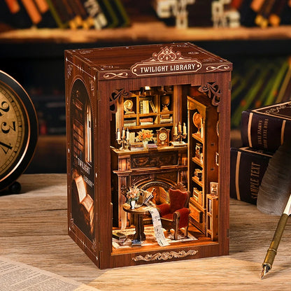 Wooden Miniatures Doll House Figurines 3D Puzzle Doll House Kit Assembly Model Building Room With Furniture For Christmas Gifts
