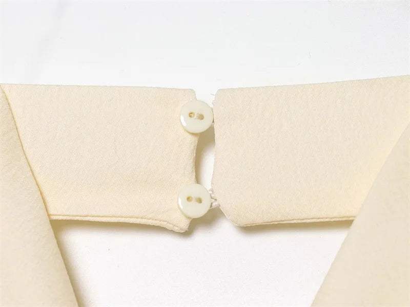 Women's Top 2026 Spring New Style Ivory Halter Neck Asymmetrical Hem Simple Sexy Backless Top Elegant and Stylish Personality