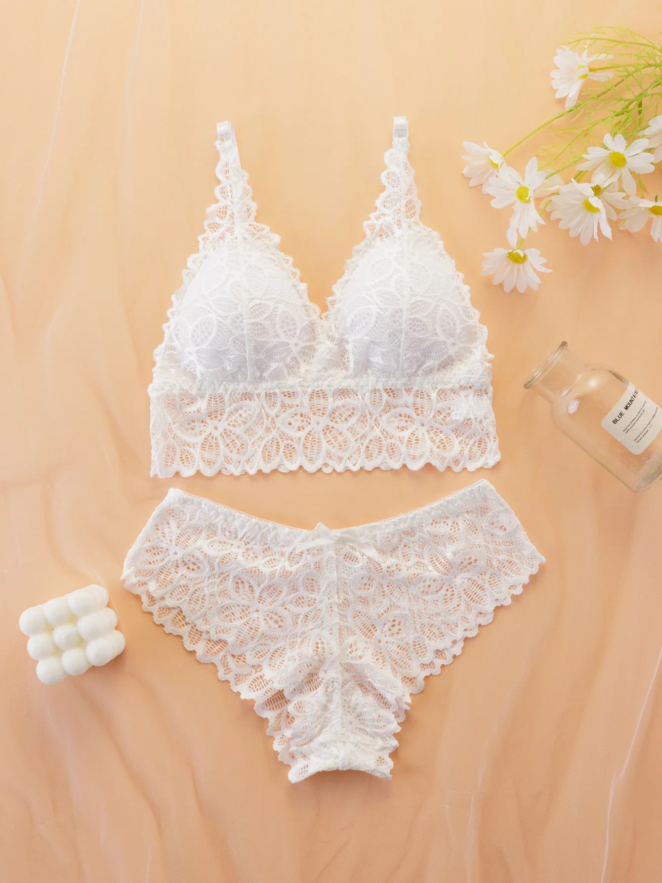 Women's Simple Contrast Lace Wireless Bra Bow Panty Set Adjustable Spaghetti Strap Bralette Knicker Wireless Bras Summer Clothes