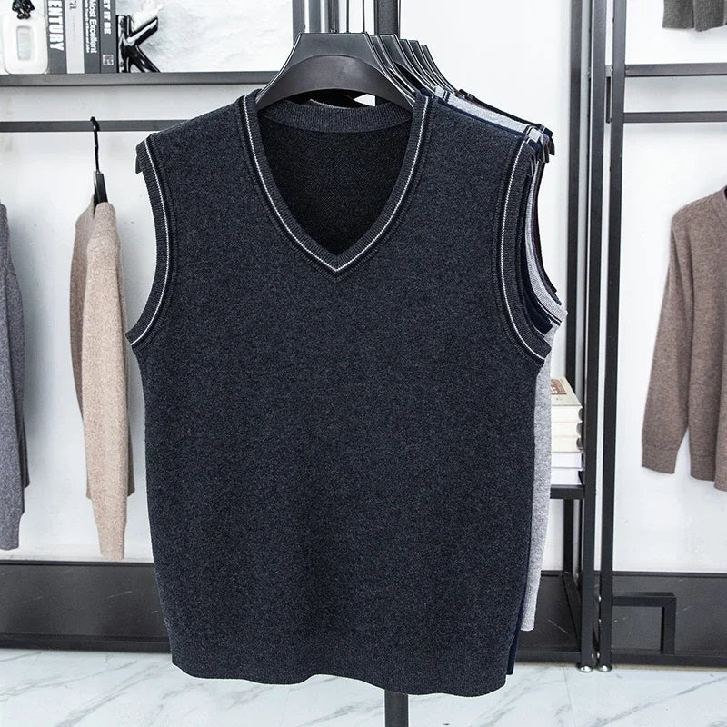2026 Men's Casual Sweater Vest Warm Comfortable Autumn Winter Fashion Outerwear