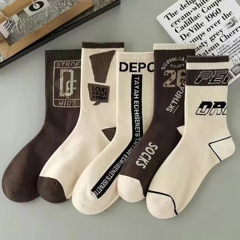 2/3/5/7/9 Pairs Men Women Mid-Calf Socks Moisture-Wicking Anti Odor Casual Sports Retro Basketball Graffiti Alphanumeric Socks