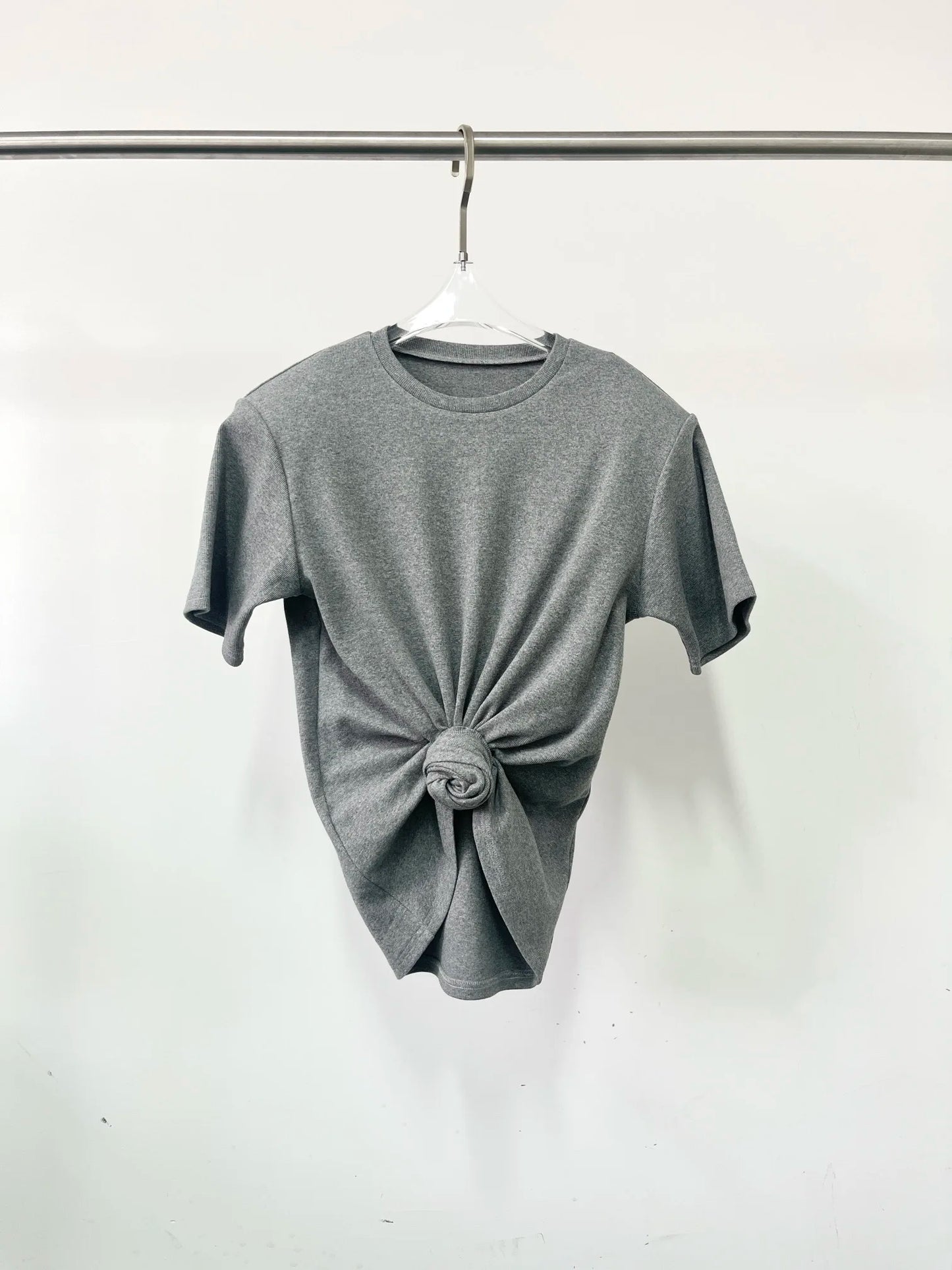 Dark grey simple pleated slim fit women's top,Y2K knot-twist sleeveless vest 2026 summer new model Woman clothes
