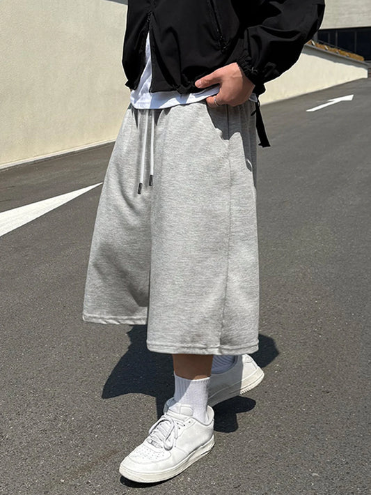 Men's Young Fashion Wide Leg Shorts Elastic Waist Casual Sweat Shorts High Street Wear Loose Fit Hip Hop Shorts