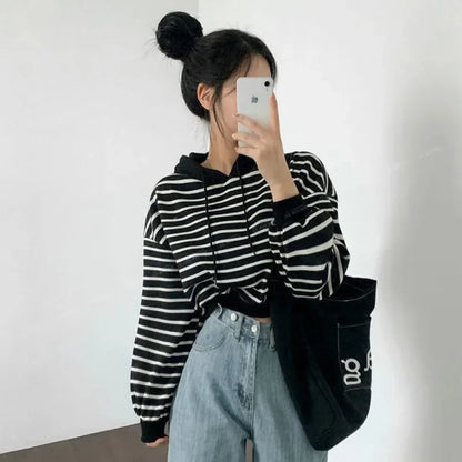 Striped Autumn and Winter Women's Hooded Sweatshirts Thick Hoodies Warm Cold Novelty Korean Clothing Designer Fashion Female Top