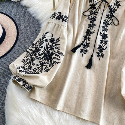 Bohemian Vacation Style Women's Shirt round Neck Lantern Sleeve Embroidery Heavy Work Autumn Design Sense Knot Design Top
