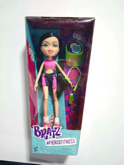 bratz boy dylaw wild life safari Eitan  many accessory collection dolls bratzillaz doll