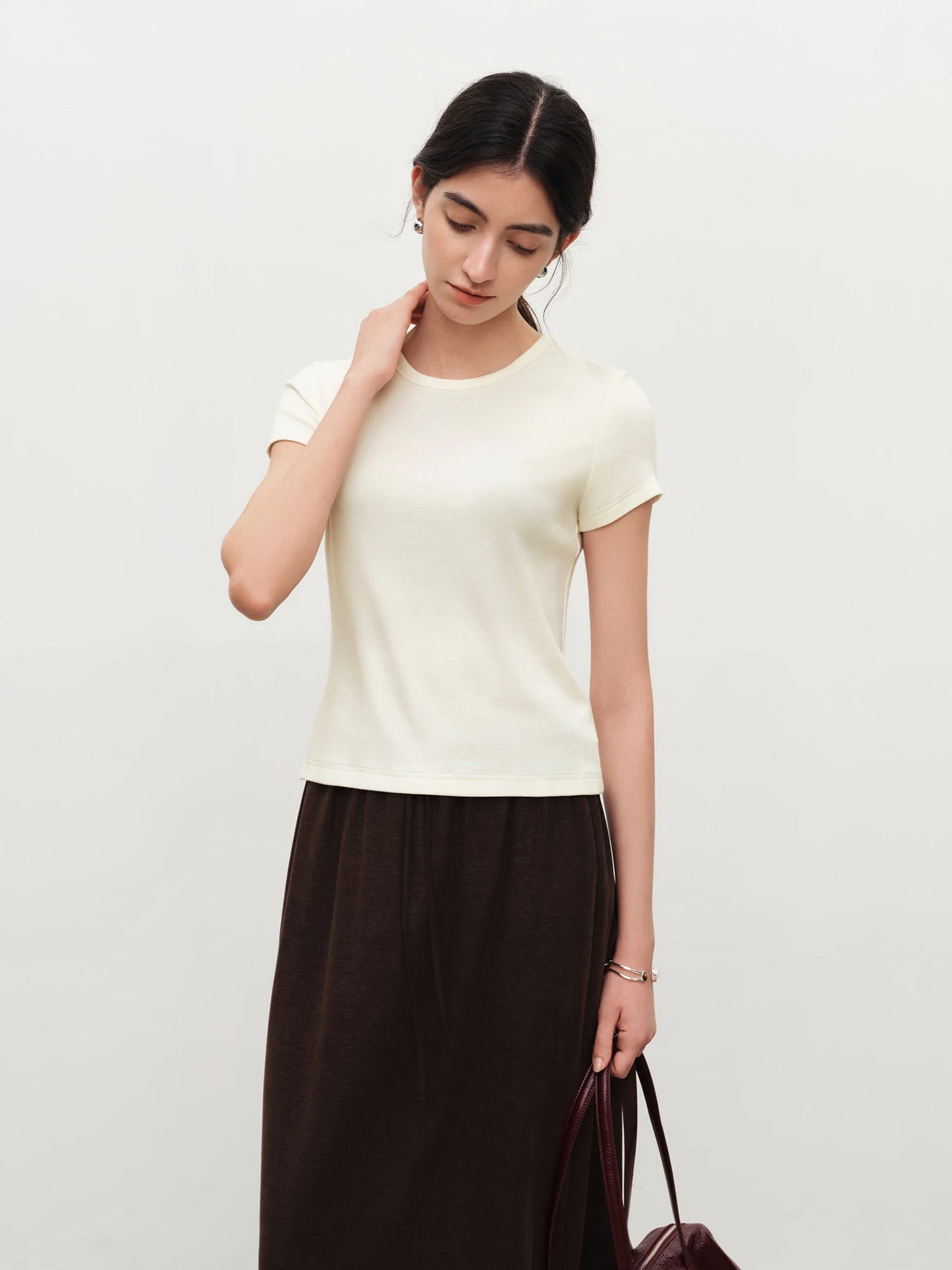 ZIQIAO Elastic Solid Basics Short-sleeved Slim-fit Knit T-shirt for Women New Summer 2026 Design Red Top Daily BF
