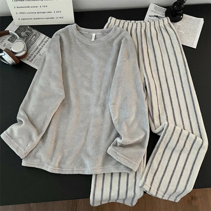 Men's Coral Fleece Pajamas Thickened Flannel Home Clothes Set Casual Loose Fit Autumn Winter Warm Sleepwear round Neck Sweats...