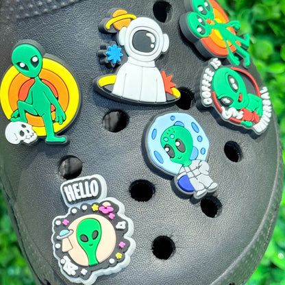 20-100pcs Alien Universe Astronaut Shoe Buckle Accessories PVC DIY Sandal Shoes Charms Clogs Pins Decor Kids Man Party Gift