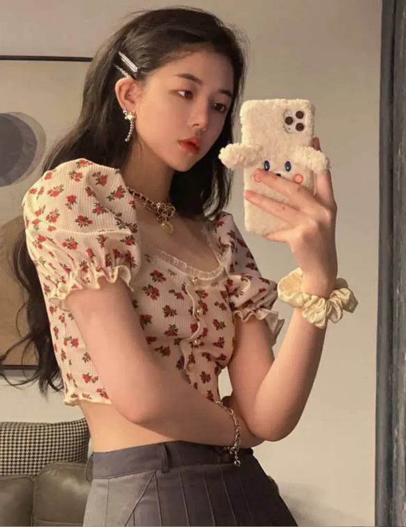 Floral Print Square Neck Short Sleeve Slim Fit T-Shirt Women's Summer 2026 New Bubble Sleeve Belly Baring Trendy Top