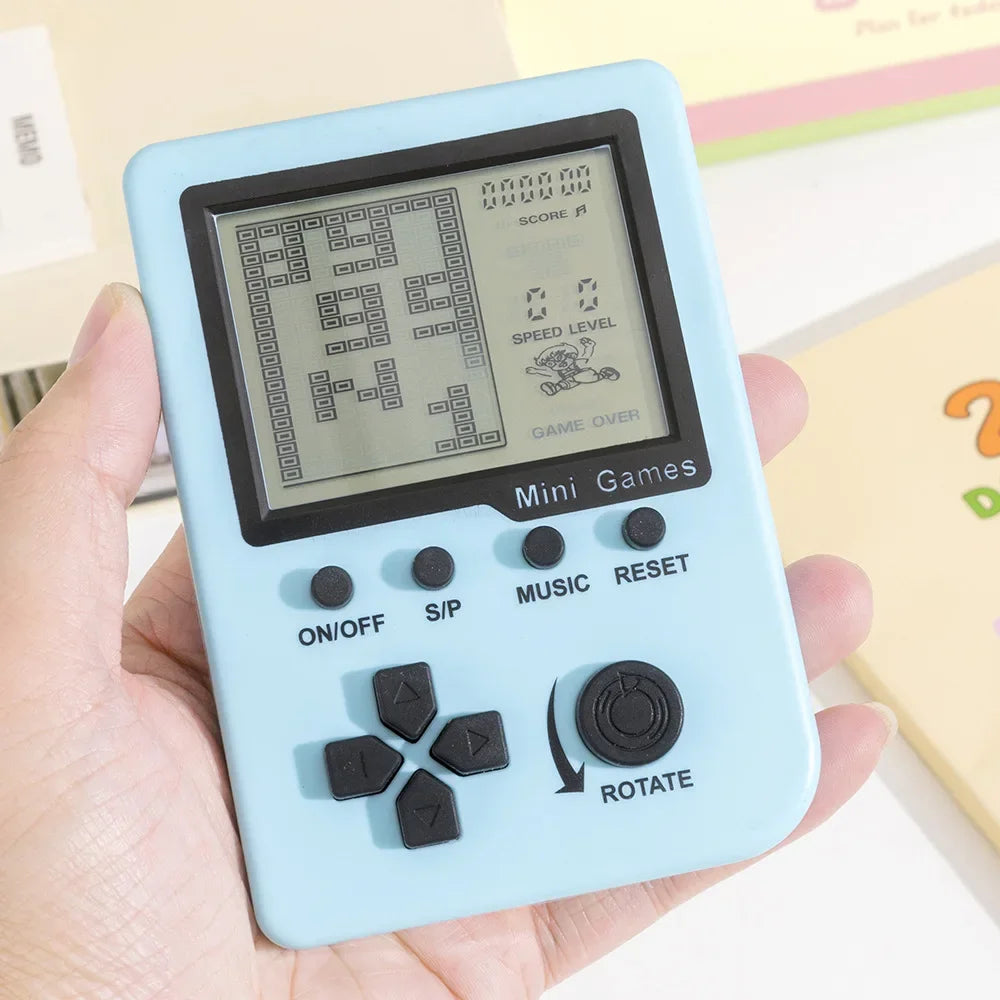 Retro Pocket Handheld Game Console Keychain Classic Tetris Electronic Game Player 26 Kinds Games Mini Kids Toy Birthday Present