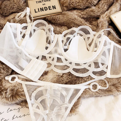 2 Pieces Sexy Women Underwear Set French Lace Ultra-thin Bra Set Summer  Breathable Brassiere Briefs with Thong Female Lingerie