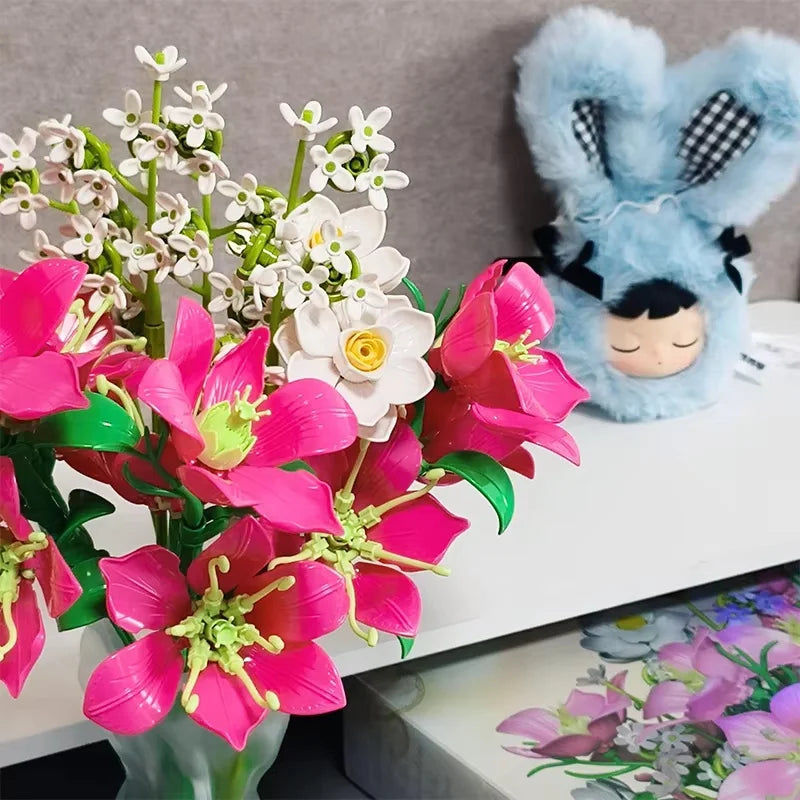 Creative 546PCS Pink lily Bouquet Building Blocks Jasmine Immortal Flowers Home Desk Plant Decoration Assemble Bricks Toys Gifts