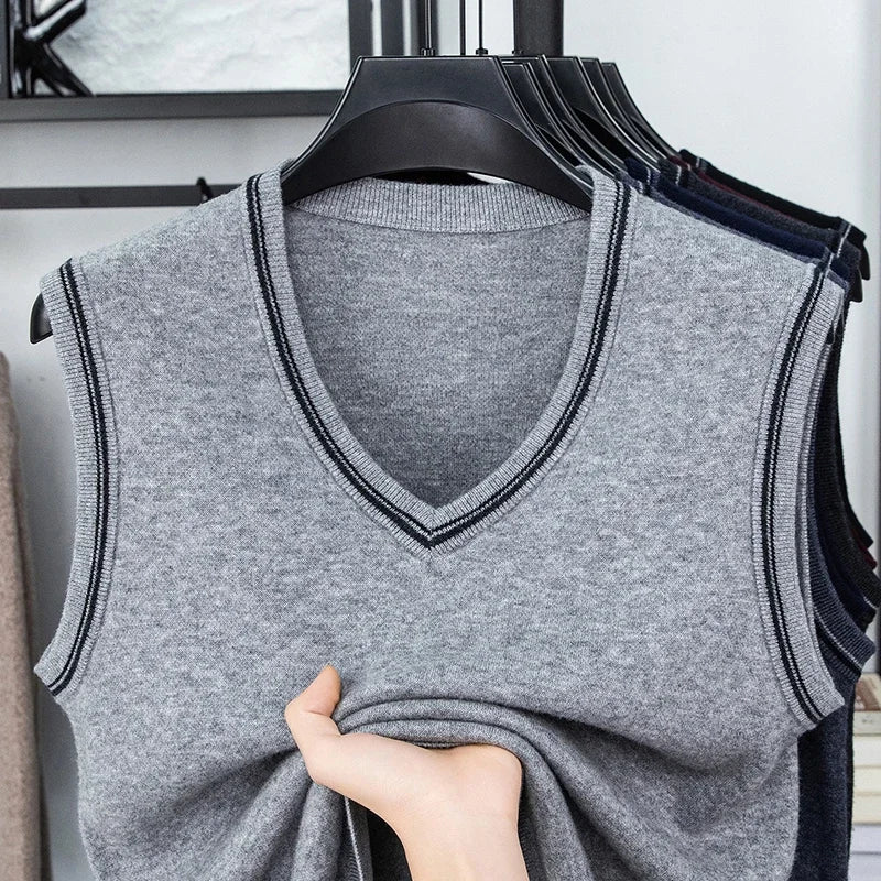 2026 Men's Casual Sweater Vest Warm Comfortable Autumn Winter Fashion Outerwear