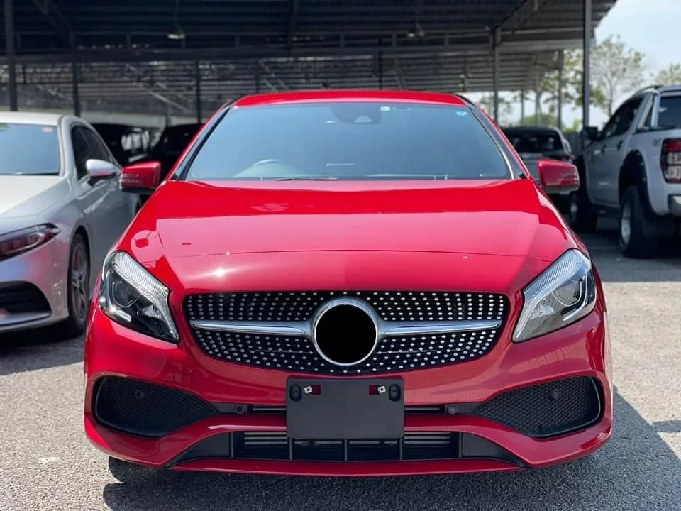 XVIP Diamonds Style Grille For Benz A-Class W176 2016-2018 A180 A200 A250 A45 AMG Front Racing Grille GTR Style Bumper Grille