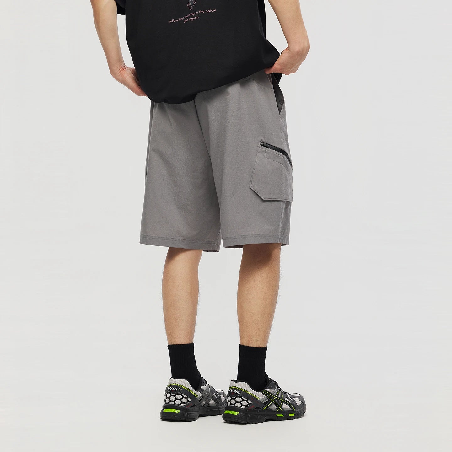 Metersbonwe Men Cargo Bermuda Shorts 2026 Summer New Loose Fit Straight Leg Casual Shorts Outdoor Trendy Waterproof Zipper Short