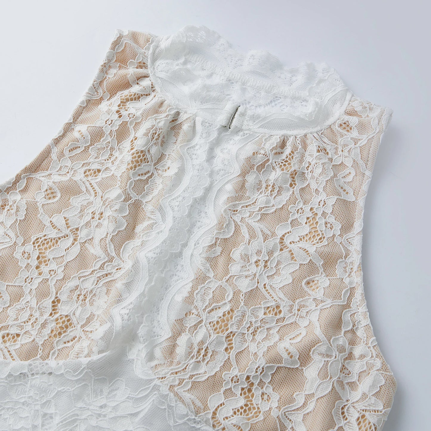 Women Kawaii Harajuku Retro Tank Tops Cut Out Mockneck Sleeveless Slim Fit Vest Trendy Summer Lace Corset Streetwear