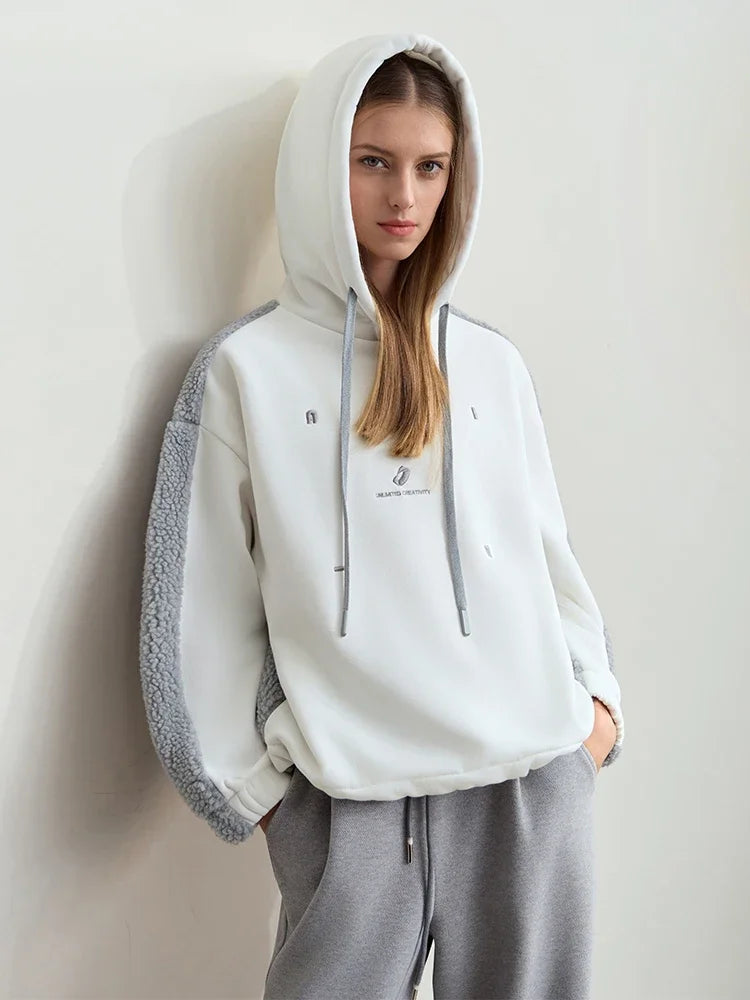 Amii Drawstring Hooded Splicing Imitation Lamb Wool Sweatshirt Embroidered 2024 Winter Women's Loose Thermal Tops 12444131