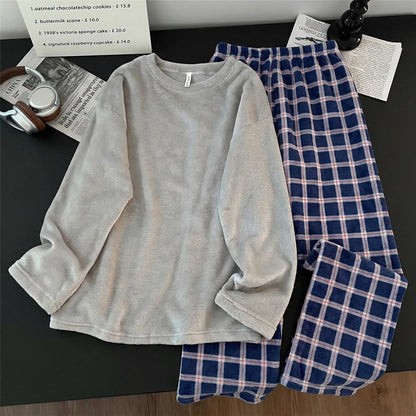 Men's Coral Fleece Pajamas Thickened Flannel Home Clothes Set Casual Loose Fit Autumn Winter Warm Sleepwear round Neck Sweats...