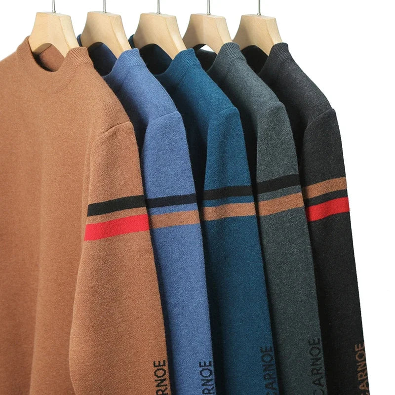 New Autumn and Winter Men's Casual and Fashionable Long Sleeved Round Neck Knitted Sweater Warm and Versatile Top