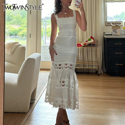 TWOTWINSTYLE Solid Hollow Out Elegant Dresses for Women Square Neck Sleeveless Patchwork Lace Dress Female Fashion Clothing New