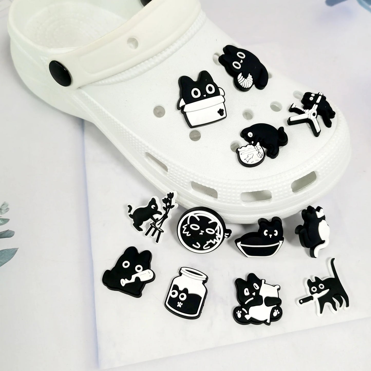 New 1-13pcs Cute Animal Black Cat PVC Garden Shoe Charms Sandal Buckle Boys Girls Cartoon Hole Slipper Accessories DIY Backpack