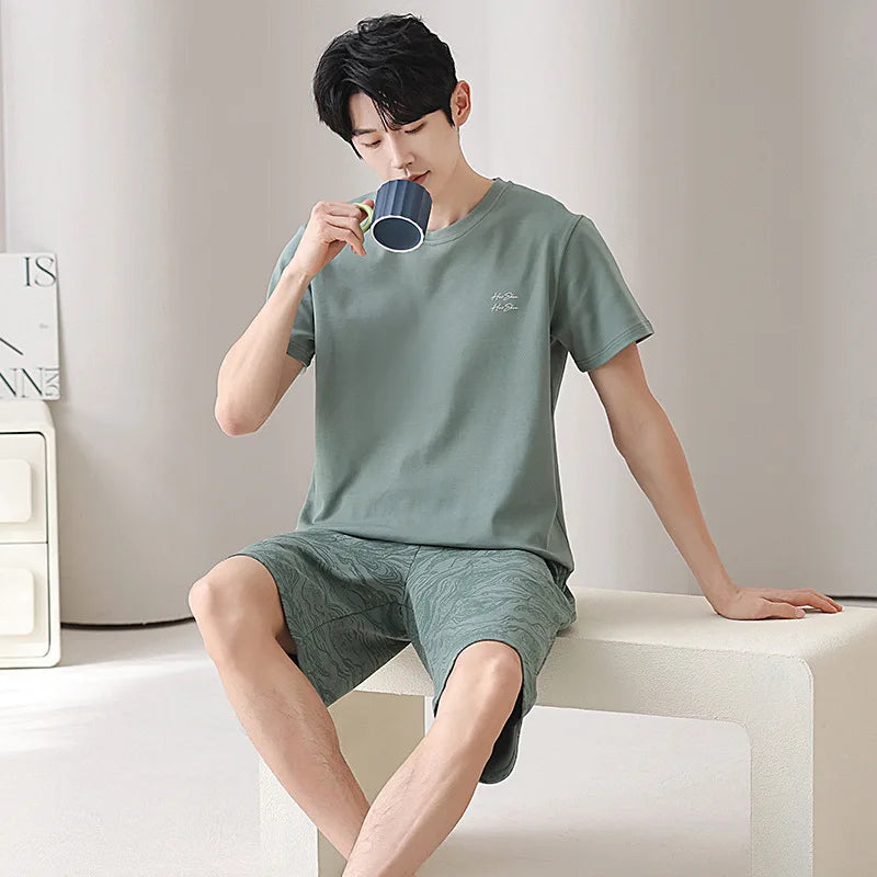 Cotton pajama set for men, home wear, short-sleeved short pants, casual and suitable for wearing outside.