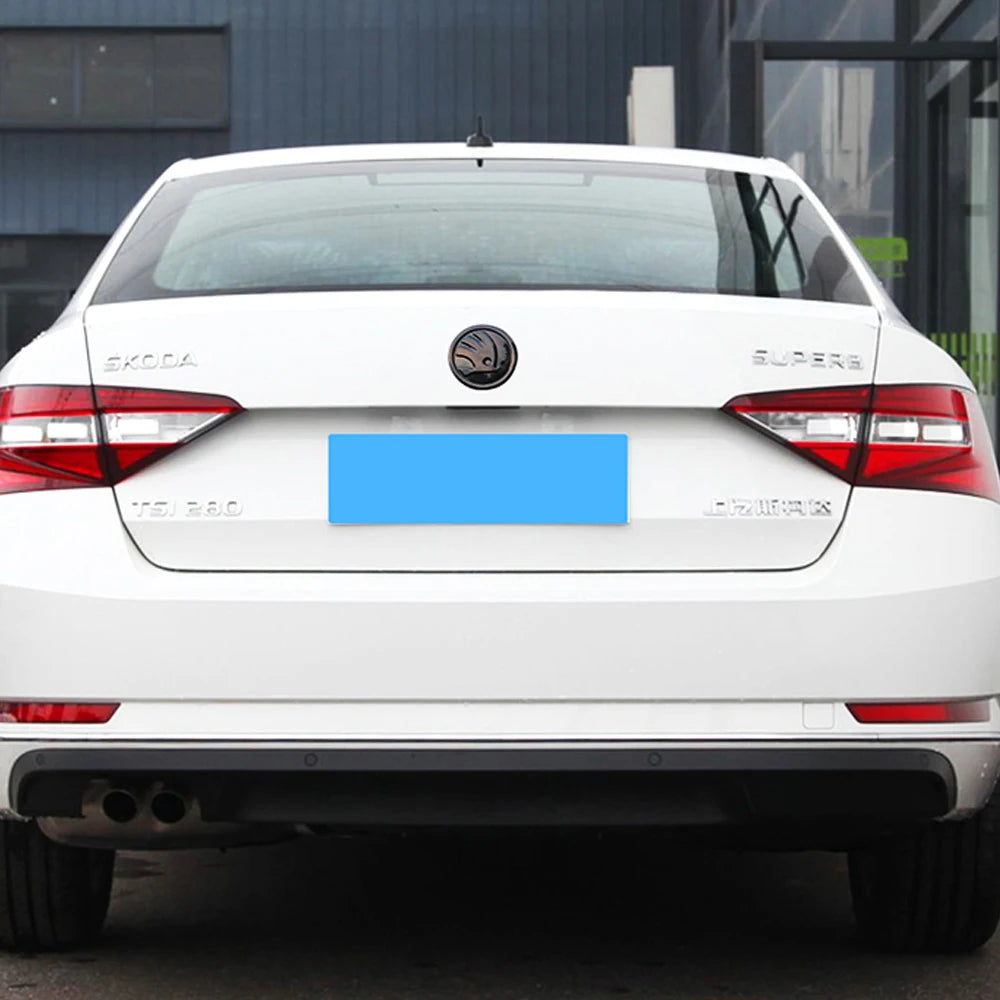 8/9/10cm Emblem Car Front Hood Badge Rear Trunk Sticker for Skoda Octavia Rapid Fabia S Logo Superb KAMIQ Kodiaq VRS Accessories