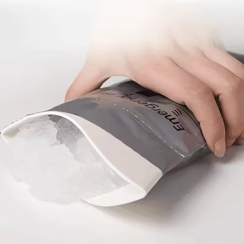 Disposable Urine & Vomit Bags, 700ML Portable Urinal for Women/Men, Emergency Travel, Camping, Traffic Jam, Pregnant, Patient
