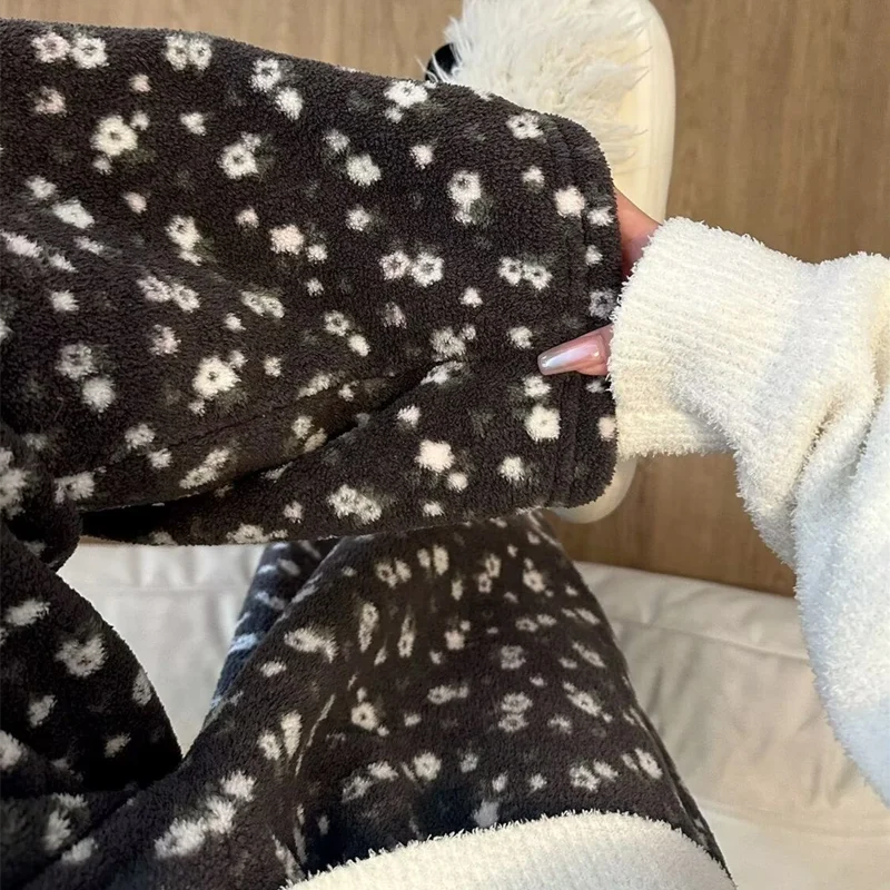 Thickened Fluffy Home Pants Floral Print Loose Fit Warm Winter Leisure Sleepwear for Men And Women Youth Size Comfortable