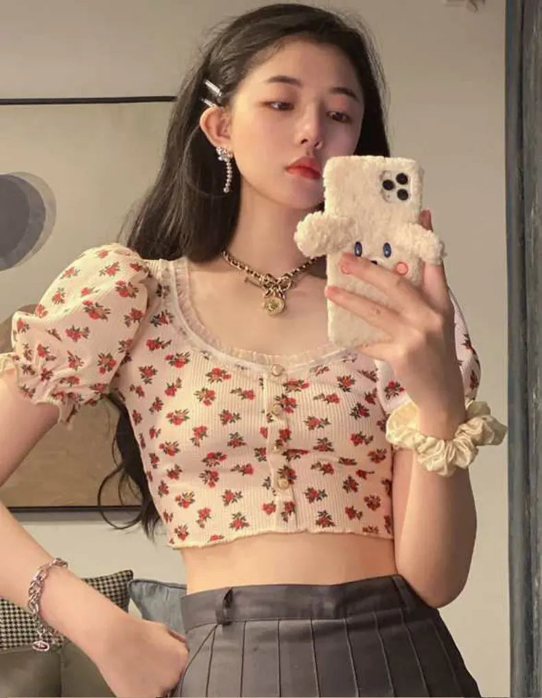 Floral Print Square Neck Short Sleeve Slim Fit T-Shirt Women's Summer 2026 New Bubble Sleeve Belly Baring Trendy Top