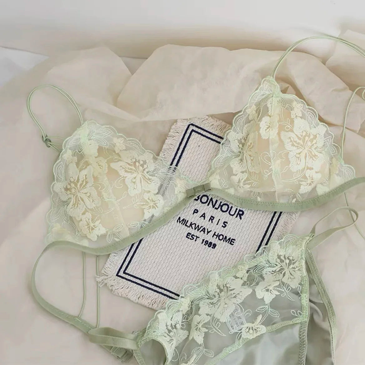 Super Sexy See-Through Lace Bra Set Hollow Out No Underwire French Triangle Bralette and Panties Women Hot Lingerie 2026 Fashion