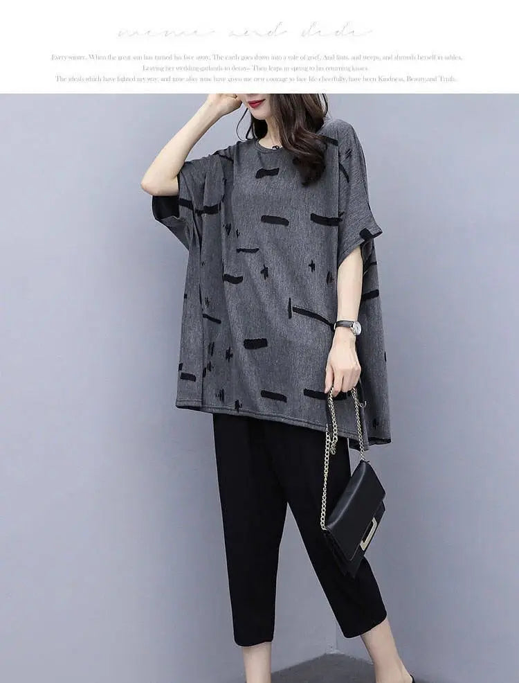 plus Size Summer Outfit Women's Batwing Sleeve Cover Belly Top And Seven Inch Pants Two Piece Set Fashionable plus Size Ensemble