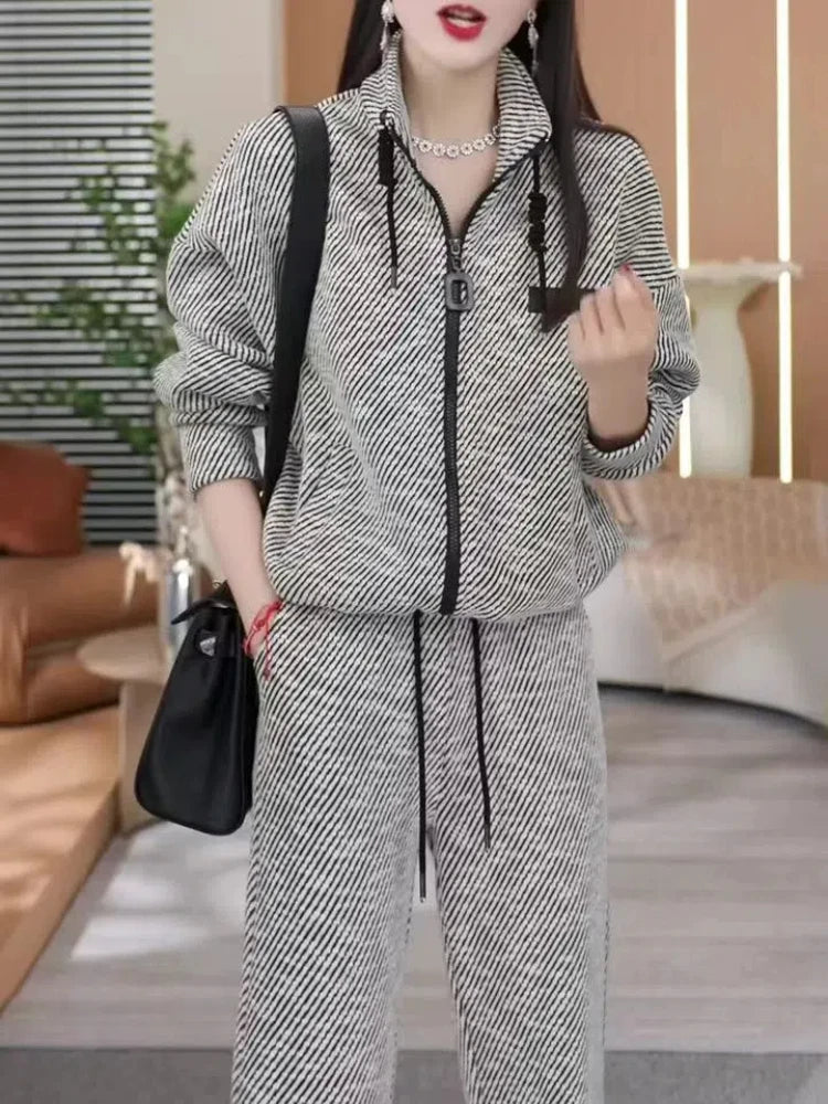 Fashion Casual Striped Top Sports Two-piece Set for Women's Spring and Autumn New Style Loose and Slim Wide Leg Pants Set