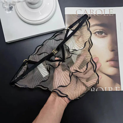 Sexy French Flower Embroidery Lace Bra Set Pure Desire Ultra Thin Push Up Wirefree Comfort Romantic Niche Bralette S-XL MOYISU
